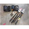 Image 1 : 3 Pruners & 2 Battery Packs - Store Returns