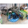 Image 1 : 9 Piece Lot of Hoses & Sprinklers - Store Returns