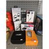 Image 1 : 7 Electronics Accessories - Store Returns