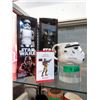 Image 1 : 4 Star Wars Collectables in Original Mint Packages