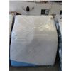 Image 1 : Queen Size Simmons Pillow Top Mattress