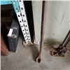 Image 2 : RAILROAD SPIKE PULLER