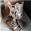 Image 2 : VINTAGE KEYSTONE PROJECTOR IN BROWN CARRY CASE