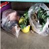 Image 1 : 2 LARGE BAGS OF PLANTERS