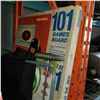 Image 2 : MELON SLICER CLOSET MAID, SHOPPING CART AND GAME BOARD