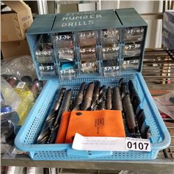 TRAY OF MACHINIST DRILL BITS AND ORGANIZER W/ DRILL BITS