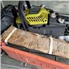 Image 2 : LOT OF 2 CHAINSAWS RYOBI AND CRAFTSMEN AND EXTRA BLADE