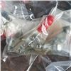 Image 2 : LOT OF MINI BENCH CLAMPS