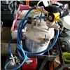 Image 1 : PAINT TANK, HOSE, AND PAINT GUN