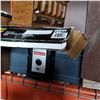 Image 2 : HONEYWELL SAFE OPEN - NO KEY, SALTON 2-BURNER ELEMENT, JEWELLERY BOX, AND LIGHT BULBS