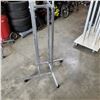 Image 2 : ROLLING RETAIL CLOTHING DISPLAY RACK
