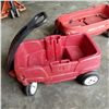 Image 2 : RADIO FLYER AND STEP 2 WAGON