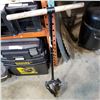 Image 1 : POST HOLE DIGGER