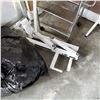 Image 3 : WHITE LADDER ROOF RACK