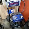 Image 2 : SIMONIZ 2900PSI GAS 6.5HP PRESSURE WASHER