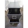 Image 2 : 2 DRAWER METAL FILING CABINET