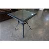 Image 1 : GLASSTOP PATIO END TABLE
