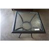 Image 2 : GLASSTOP PATIO END TABLE
