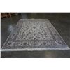 Image 1 : 10 x 8 FOOT FRINGED AREA CARPET
