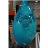 Image 2 : BLUE VASE W/ FLORAL