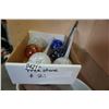 Image 1 : BOX OF WATERING GLOBES