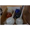 Image 2 : BOX OF WATERING GLOBES