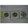 Image 2 : 3 CANADIAN COLOURED $2 COINS 2017 GLOW IN THE DARK 2018 ARMISTICE, 2019 D-DAY COINS