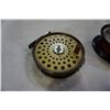 Image 2 : 2 VINTAGE FISHING REELS