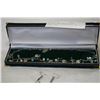 Image 4 : NECKLACE AND EARRING SET IN GREEN CASE
