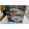 Image 1 : HOMETRENDS 12PC DINNER WEAR SET - COMPLETE