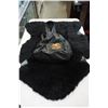 Image 1 : HARLEY DAVIDSON PURSE AND BLACK SHEEP SKINS