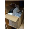 Image 1 : BOX OF PARROT AND BIRD PINS