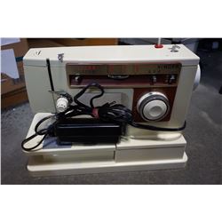 SINGER 6105 SEWING MACHINE