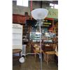 Image 2 : FLOOR LAMP W/ FLEXIBLE HEAD