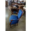 Image 2 : BUTTON BACK CHAIR