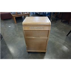 1 DOOR DRAWER NIGHTSTAND