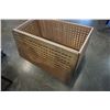 Image 3 : WOOD LIDDED BOX