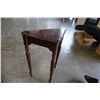 Image 3 : BOMBAY TRIANGLE END TABLE