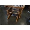 Image 2 : MAPLE GLIDER ROCKING CHAIR