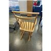 Image 3 : MAPLE GLIDER ROCKING CHAIR
