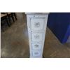 Image 2 : SMALL WHITE CUPBOARD