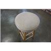 Image 2 : UPHOLSTERED STOOL