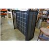 Image 2 : DOUBLE SIDED SLAT BOARD DISPLAY STAND