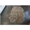 Image 1 : 6FT SHEEP SKIN RUG