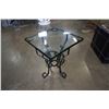 Image 6 : PAIR OF METAL BASE GLASS TOP END TABLE