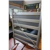 Image 2 : SILVER WARMRAILS TOWEL WARMER