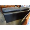 Image 3 : BLACK LEATHER LOVESEAT