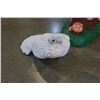 Image 3 : CONCRETE MUSHROOM AND DOVE GARDEN DECORATIONS