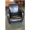 Image 1 : LEATHER ARM CHAIR