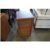 Image 1 : 2-DRAWER OAK FILE CABINET